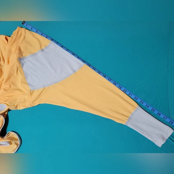 FP Movement Spotlight Long Sleeve Layer Shirt in Pastel Peach Combo Size XS - Picture 11 of 12